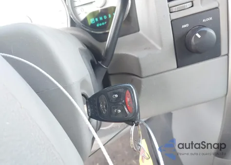 2007 Chrysler Aspen Limited из США, поврежденный, VIN 1A8HW58P87F505428